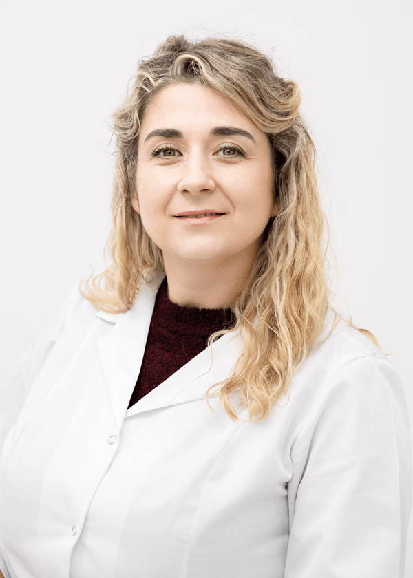 Olga Postolache, ginecolog